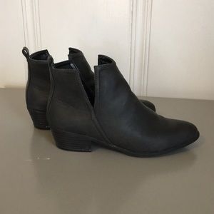 Gray Express cutout booties